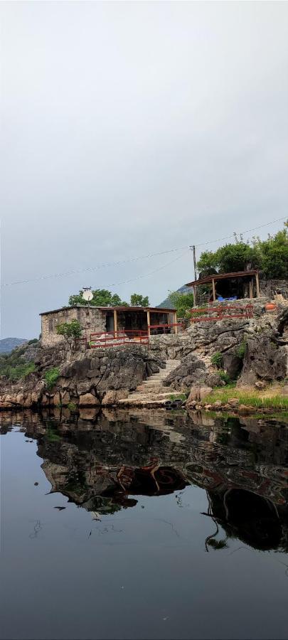 Old House, Skadar Lake Cetinje Luaran gambar